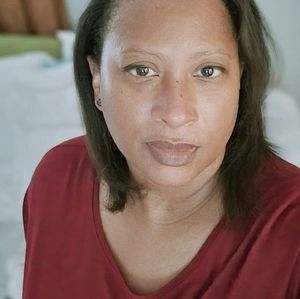 Meet your Posher, Pamela